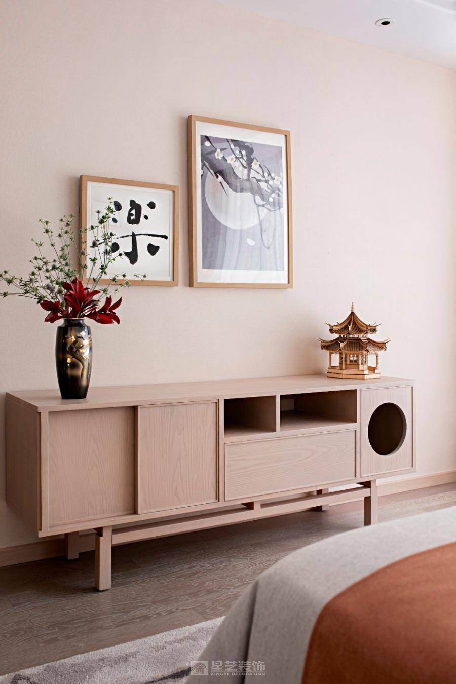 不追求華麗，而追求舒適；不堆砌裝飾，而回歸生活本身